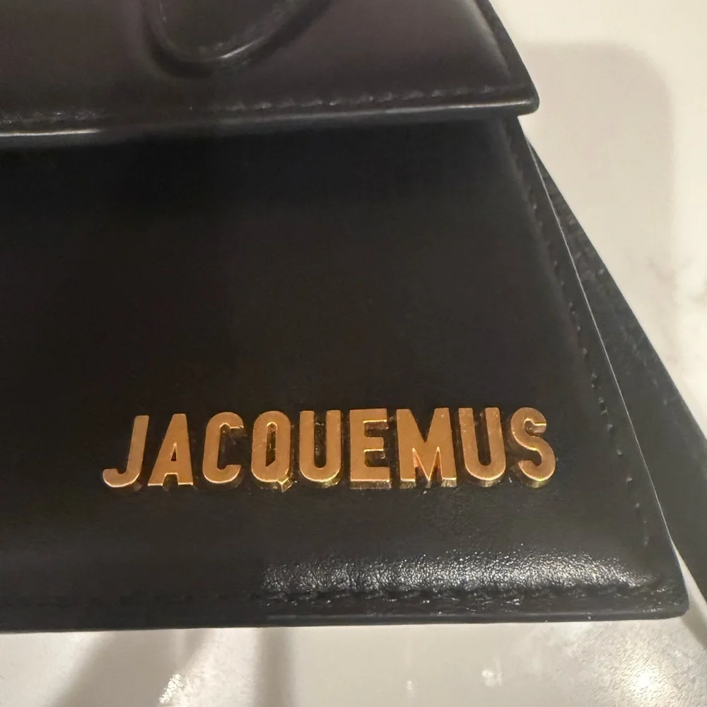 Jacquemus The Medium Chiquito bag - Picture 13 of 16